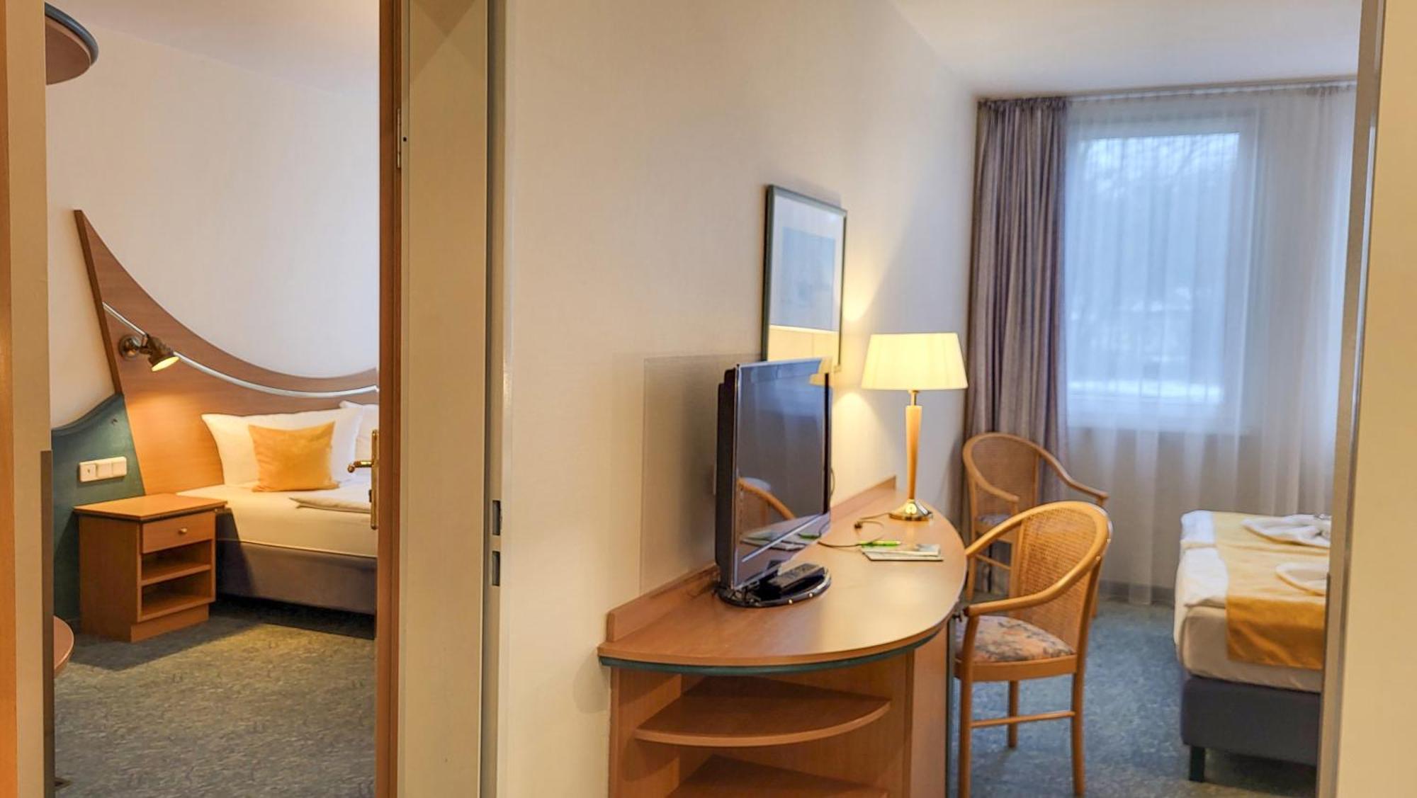 Seehotel Bollmannsruh Päwesin Exteriér fotografie