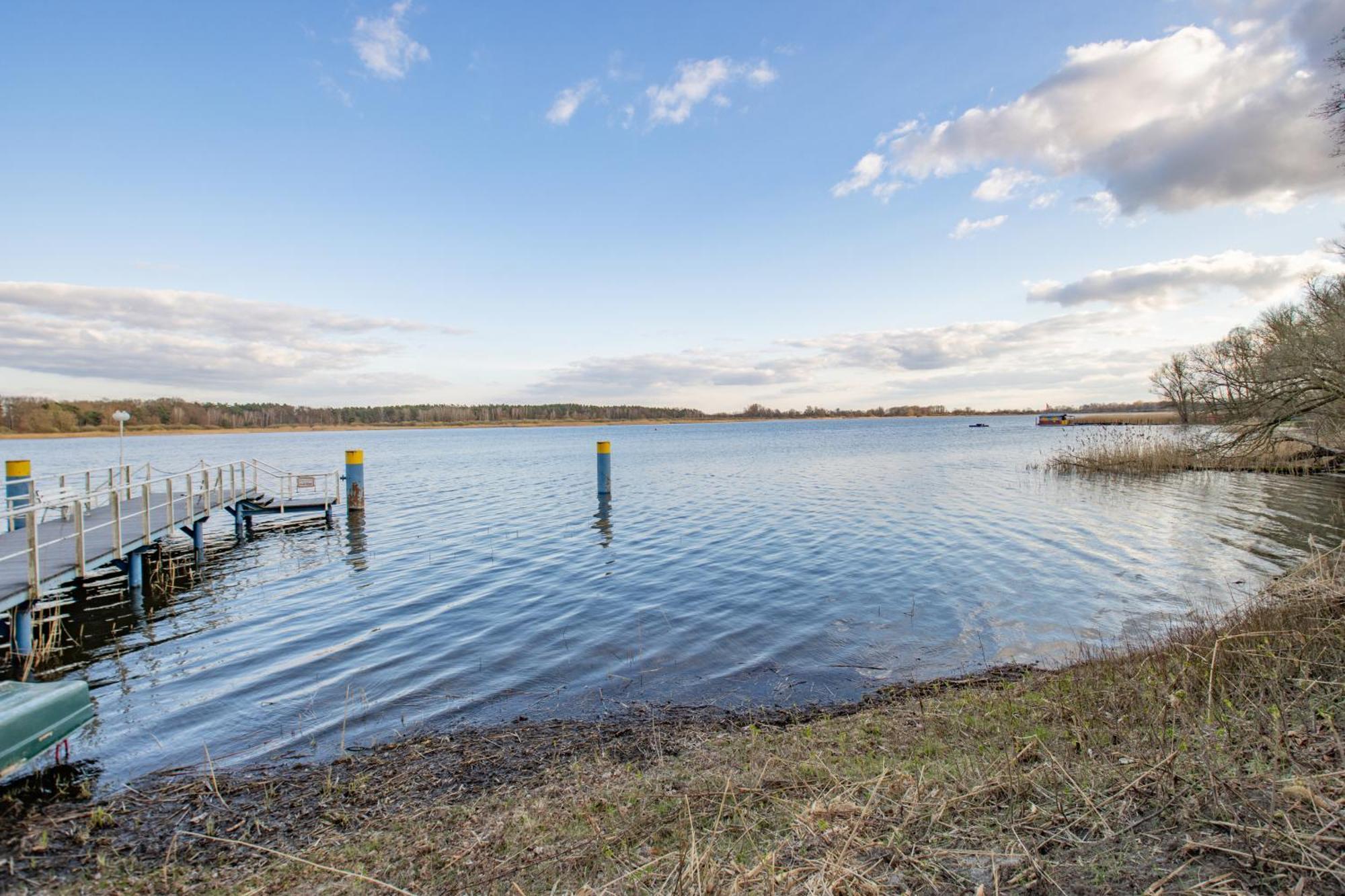 Seehotel Bollmannsruh Päwesin Exteriér fotografie