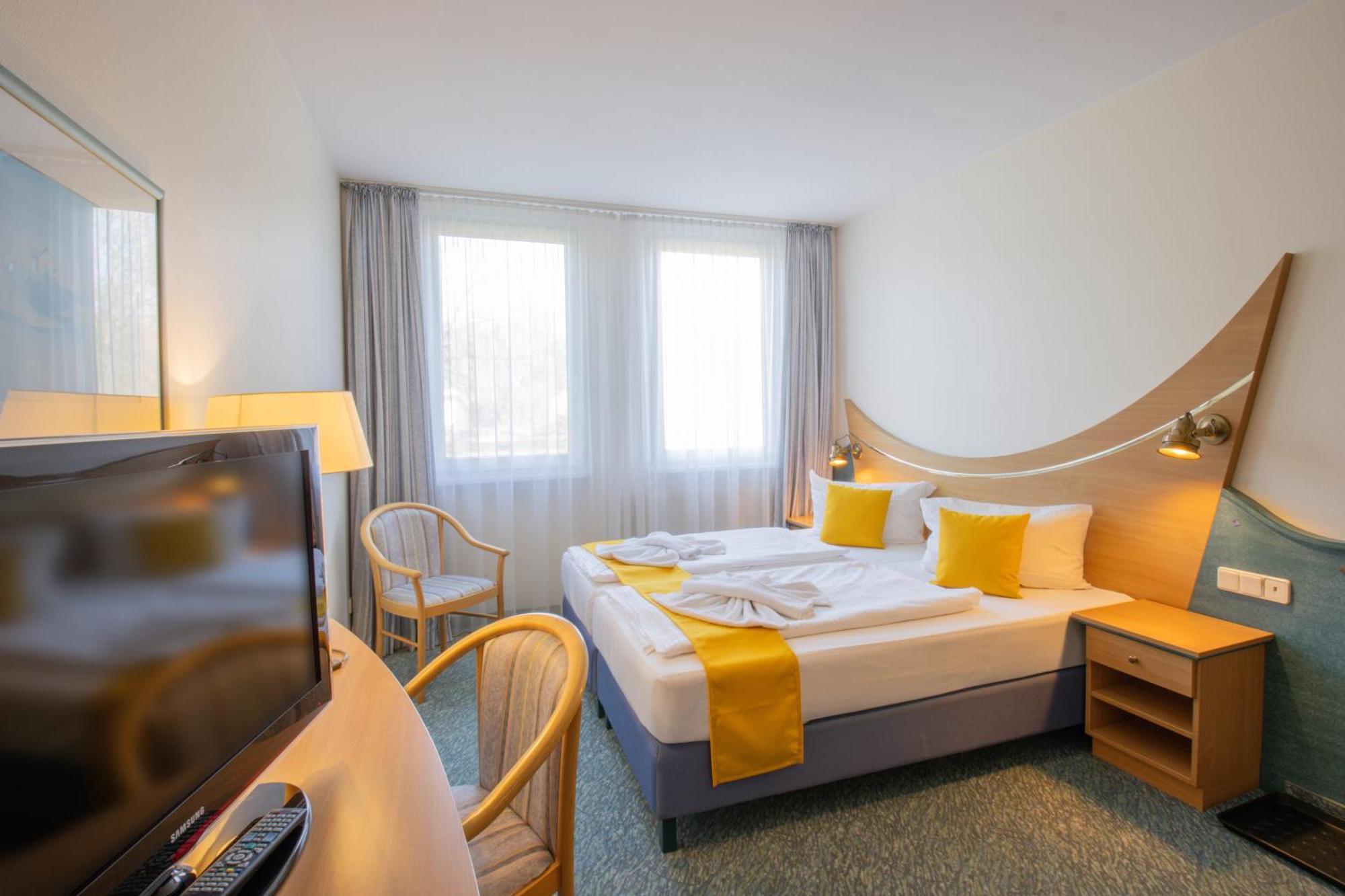 Seehotel Bollmannsruh Päwesin Exteriér fotografie