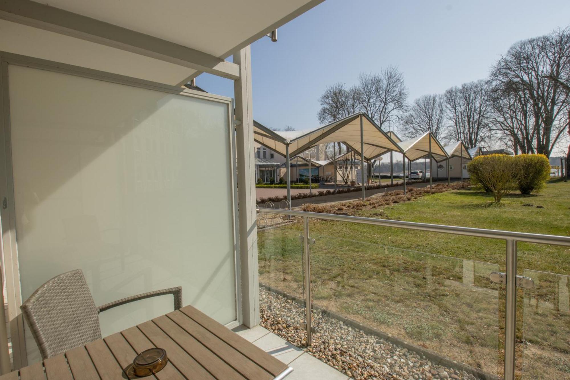 Seehotel Bollmannsruh Päwesin Exteriér fotografie