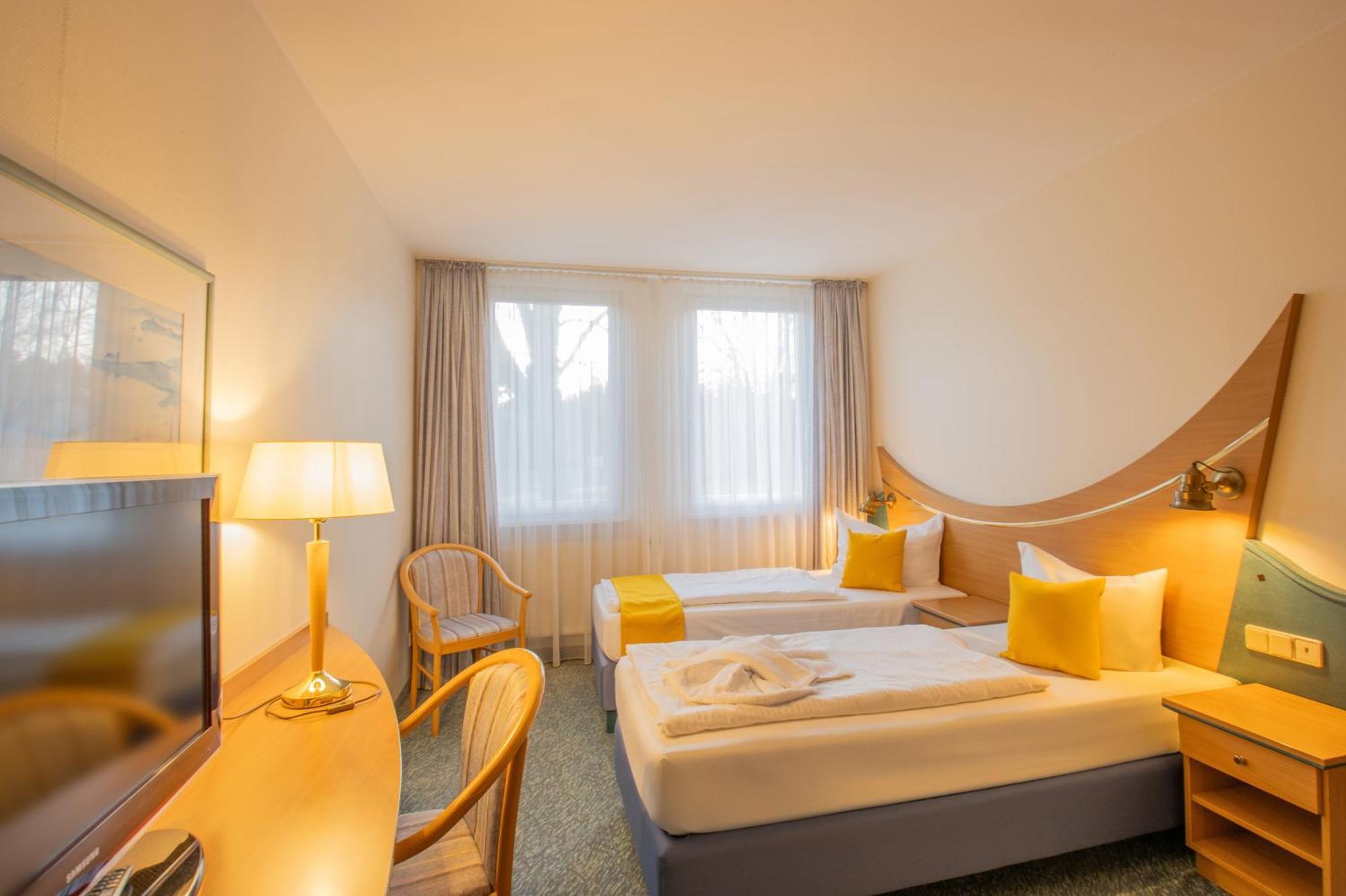 Seehotel Bollmannsruh Päwesin Exteriér fotografie