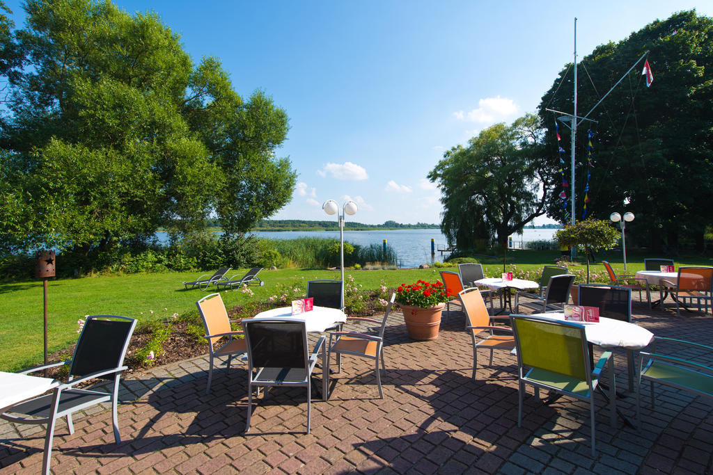 Seehotel Bollmannsruh Päwesin Exteriér fotografie